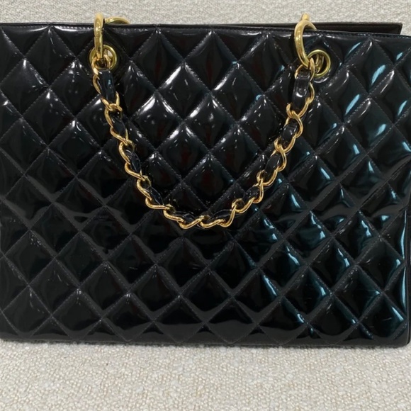 Authentic Chanel Patent Grand Shopping Tote GST Black - Picture 2 of 12